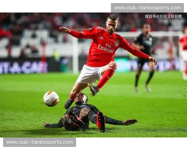 红蓝与正红的宿命之约:拜仁巴萨,欧冠苍穹下的终极博弈